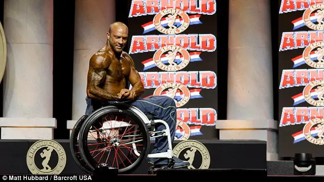 wheelchair-bodybuilder-arnold (3)