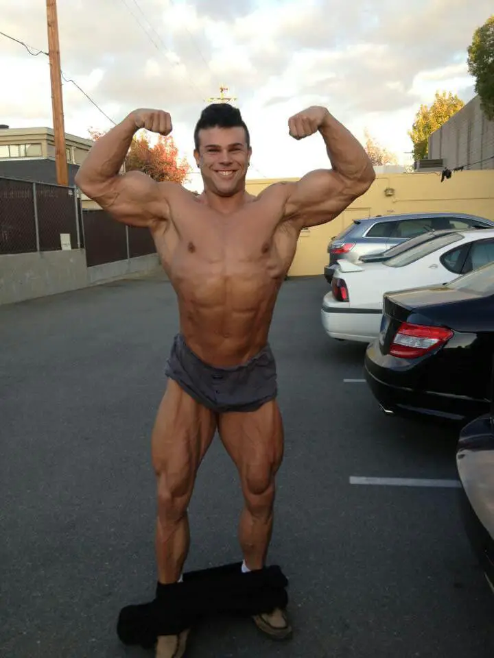 Bostin Loyd Shows Off His Newest roids And How He Travels With Them.